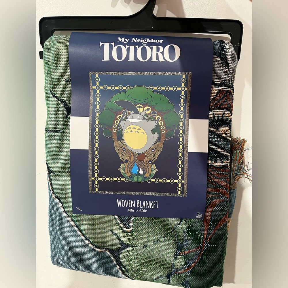 Studio Ghibli My Neighbor Totoro Standing Totoro & Umbrella Tapestry Throw